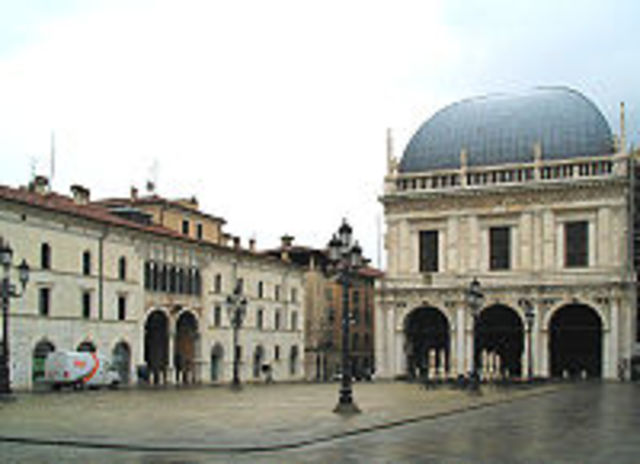 Piazza della Loggia bombing