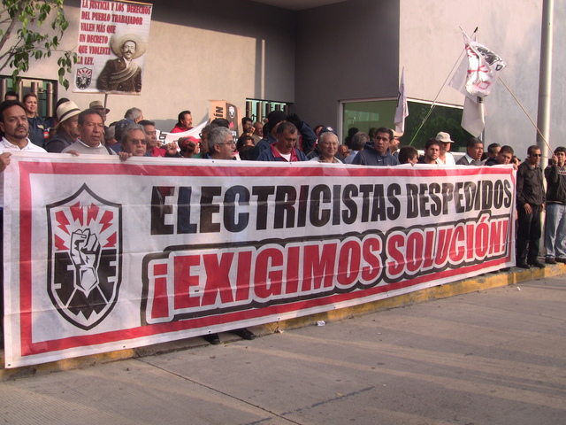 Extinción de Luz y Fuerza del Centro