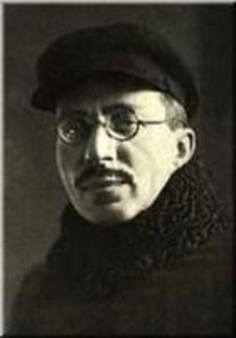 Антон Макаренко