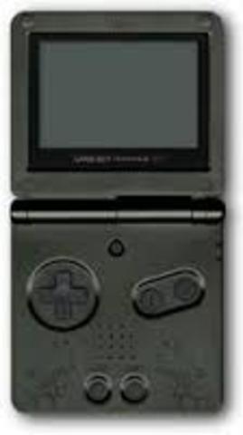 Primera consola: Game Boy AdvanceSP