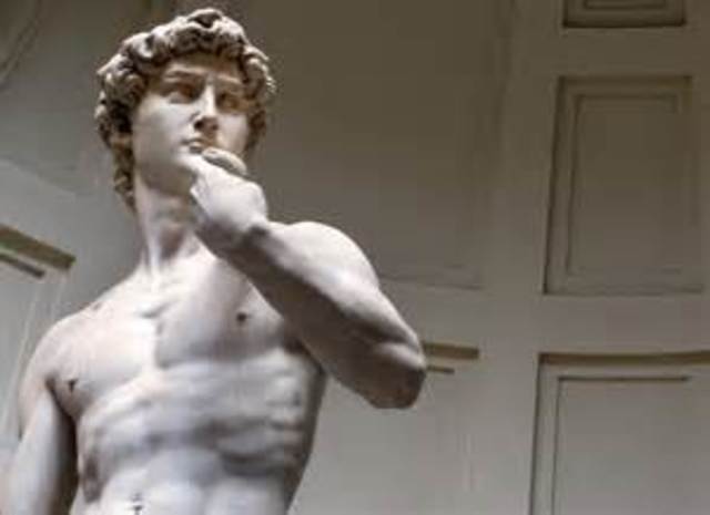 michelangelo's Davids statue