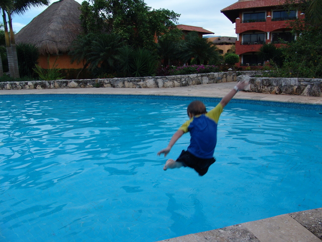 cozumel pool