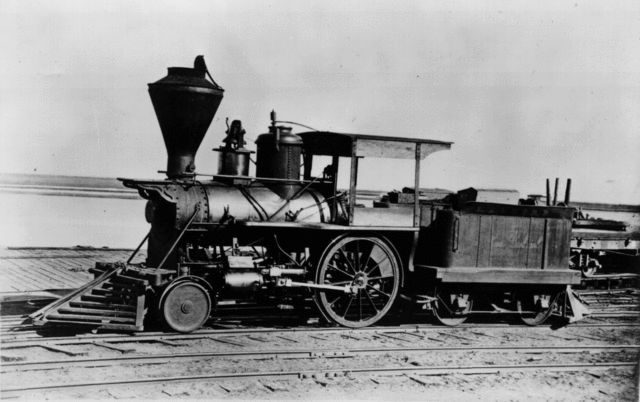 First locamotive to run