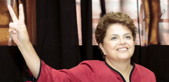 Dilma é eleita primeira mulher presidente do Brasil