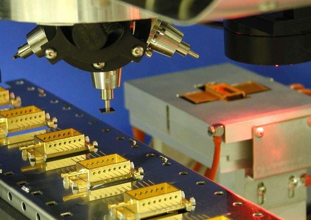 LA ELECTRONICA DE SEMICONDUCTORES