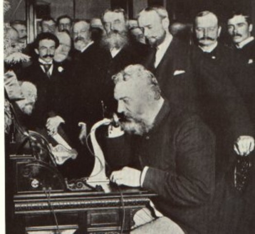 Teléfono (1876. Alexander Graham Bell)