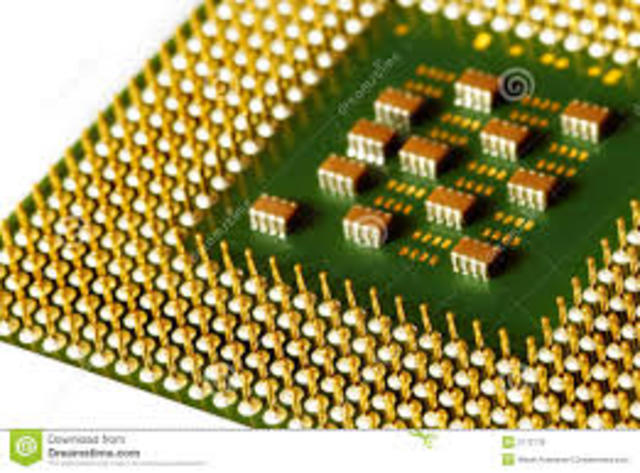 Aparecen los primeros microprocesadores