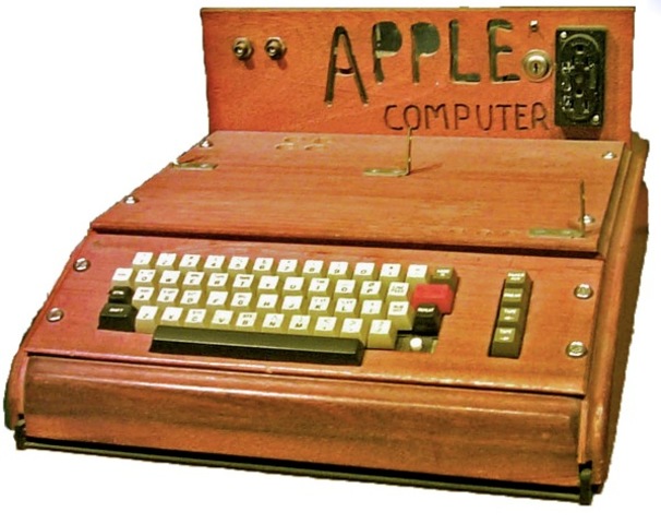 APPLE COM`PUTER