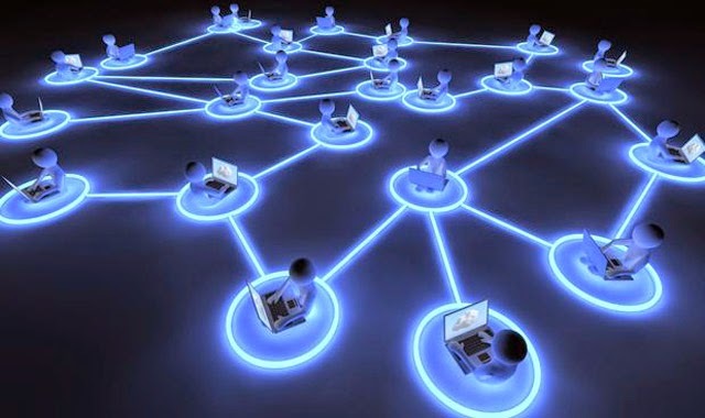 YA HABIA MAS DE 100 000 000 MILLONES DE USUARIOS CONECTADOS