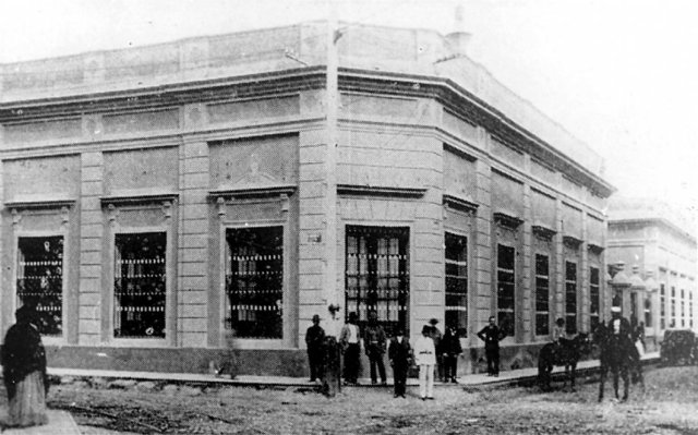 Ley del Banco Hipotecario de El Salvador.