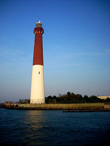 The second Barnegat lighthouse is operational