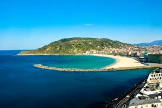 stworzenie planu podróży i pobytu w hiszpańskiej szkole (TripLine)