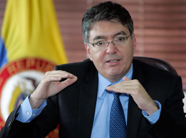 El Minhacienda estará de visita en la UPB