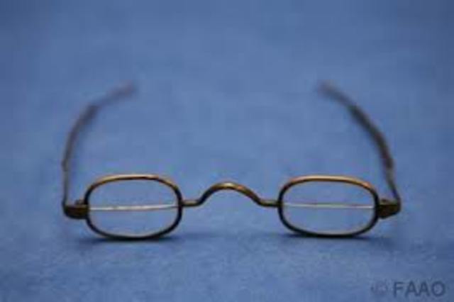 Bifocals invented