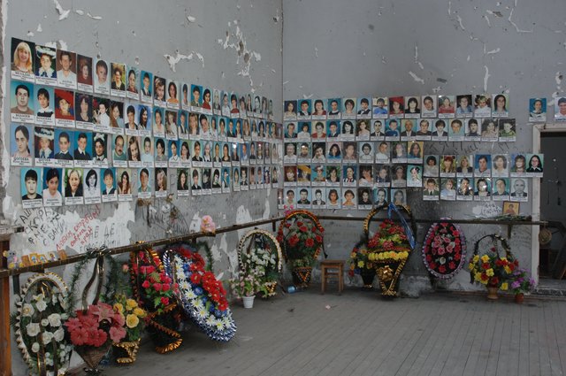 Beslan School Siege : Beslan North Ossetia Russia
