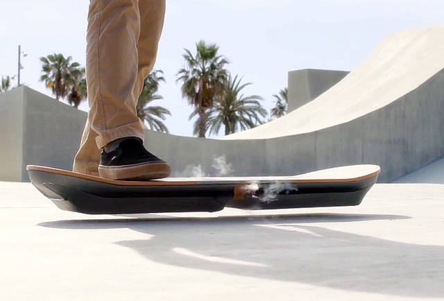 Lexus' Hoverboard