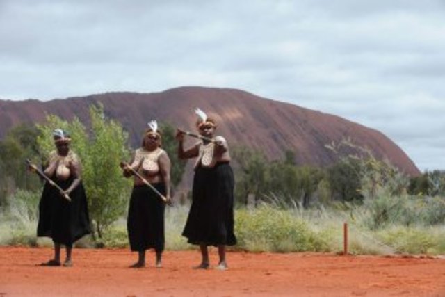 Uluru returned to traditional owners.