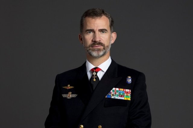 Principe Felipe se convierte en el nuevo Rey