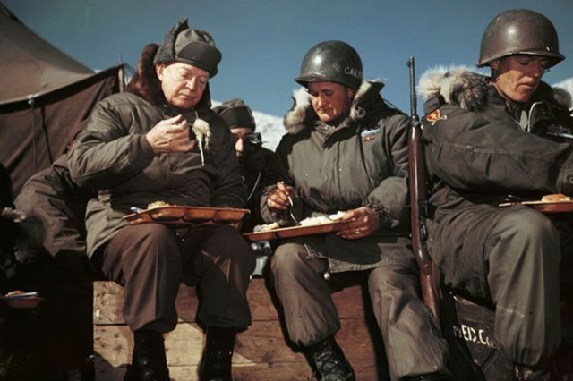 Eisenhower visits Korea