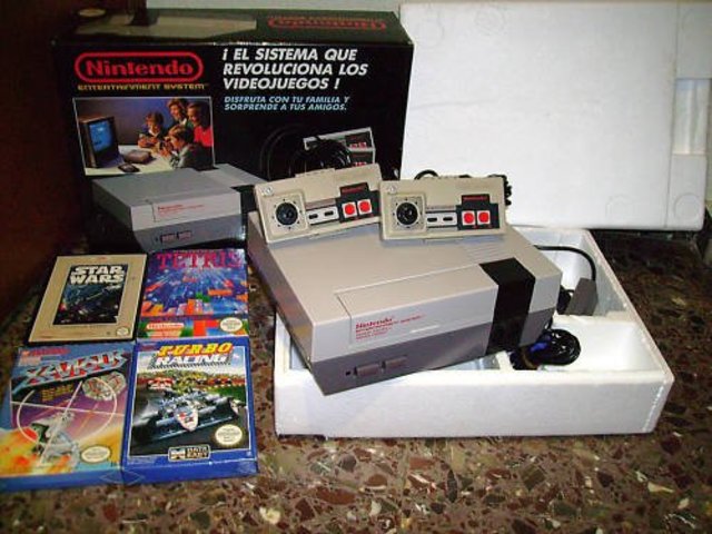 NACIMIENTO DE NES-LANZAMIENTO EN EUROPA