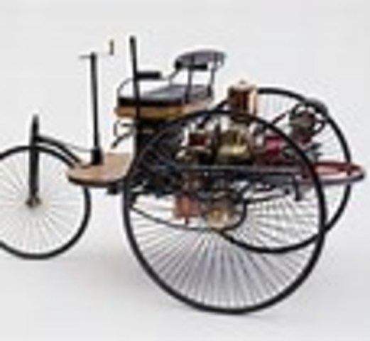 First Engine Powered Car Invented