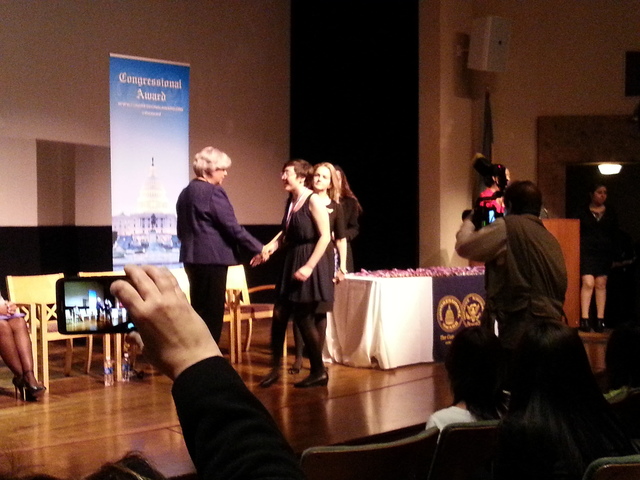 Elizabeth Receives the Congressional Bronze Award