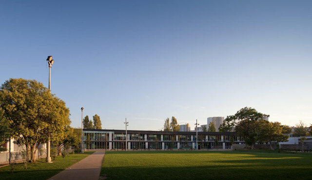 RENEWAL AND EXTENSION OF THE GERMAN SCHOOL OF LISBON