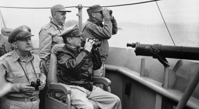Battle in Inchon/General MacArthur’s Ambitious Landing