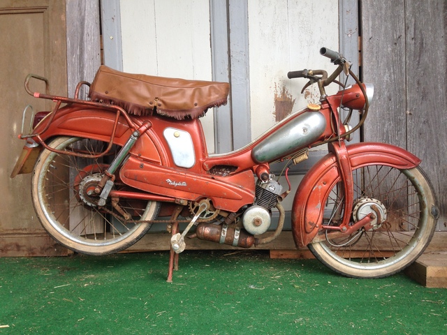 motorcycle inovation: The Moped