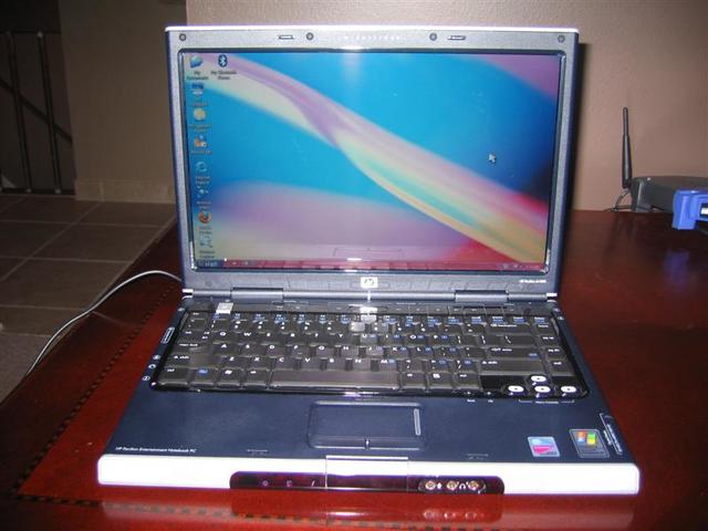 HP Pavilion dv1000
