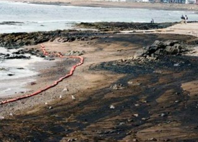 DERRAMES DE HIDROCARBUROS