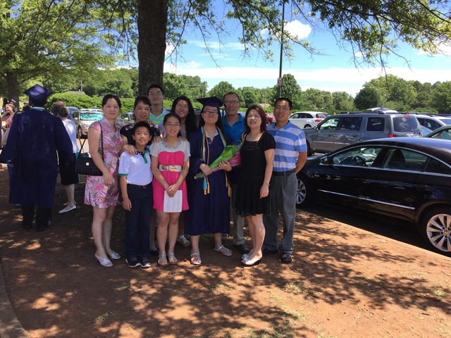 Mi hermana empezó a el universidad en verano de 2015.