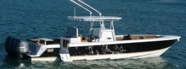 Mi padre compró nuestro bote que se llama "La Sancha."