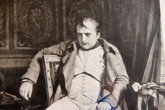 Arrives at Saint Helena