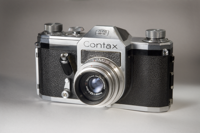 Contax S