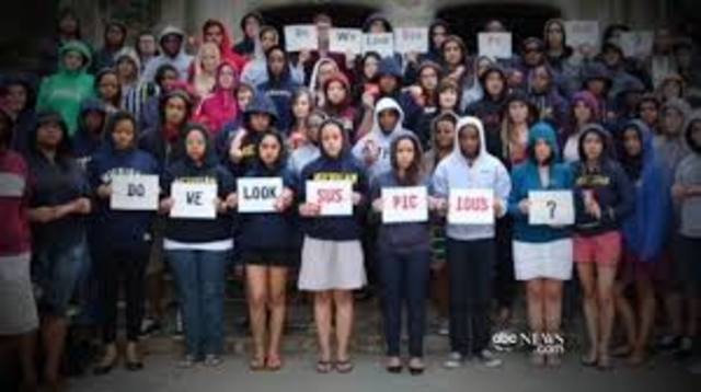 Martin's family hears 911 calls for first time