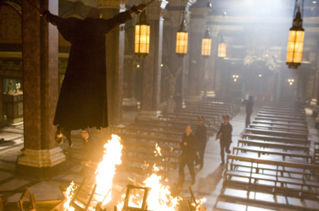 21:58	 Muerte Tercer Cardenal