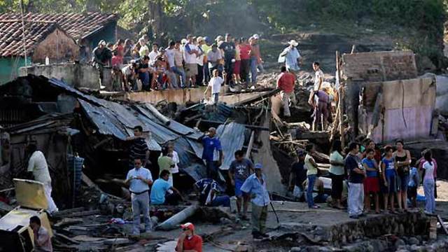 Huracán Mitch llegó en El Salvador