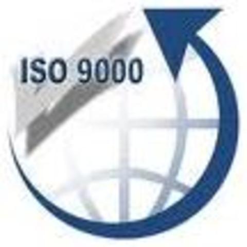 Se incrementan las actividades de certificación ISO 9000 en la industria estadounidense; los candidatos para el premio Baldrige aumentan de manera sostenida; muchos estados patrocinan premios de calidad basados en los criterios del premio Baldrige.