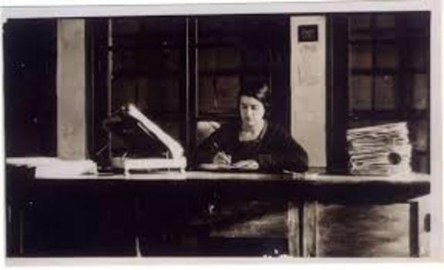 SE CREA FACULTAD DE ARCHIVEROS PRA CATALOGAR LA MASA DOCUMENTAL