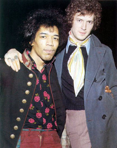 Hendrix Kills Clapton on stage