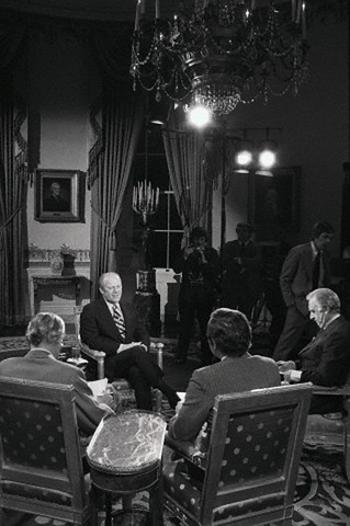 Walter Cronkite Announces The Death Of JFK