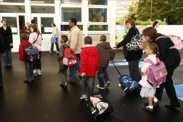 Llegada a la escuela primaria.