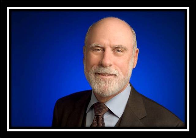 INTERNET SE PRESENTA EN LA SOCIEDAD