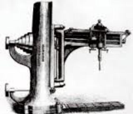 TORNO DE MADRINADO, TORNEADO Y CORTE DE TORNILLOS