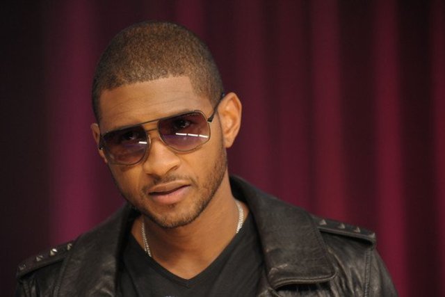 Usher – Yeah!