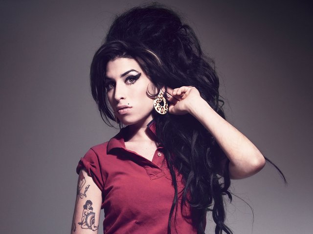 Amy Winehouse – Rehab