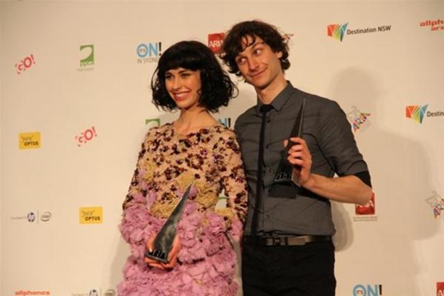 Gotye ft Kimbra – Somebody to that I used to know
