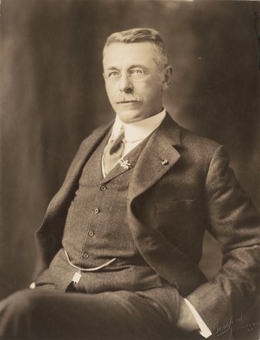 henry woodward