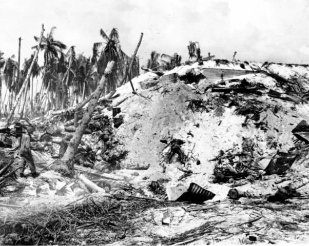 Dead Japanese soldiers in the South Pacific